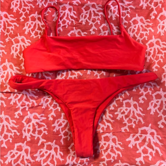 Ark Red Bikini Set - Picture 4 of 5